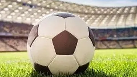 “颖宝带飞之旅：娱乐明星之路，金鸡奖再掀波澜（敬请订阅）”