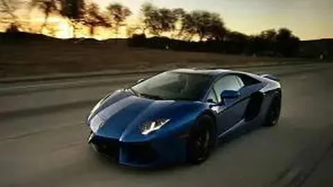 11月8日新剧齐上线：短剧季2首播，《飞行家》定档，泰国爱情片《错时告白》引进，悬疑剧《棕眼之谜》开播